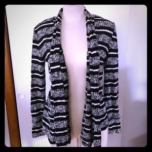 Black & White duster jacket!